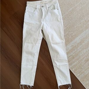 Levi's Cream Ankle Jeans with Frayed Hem